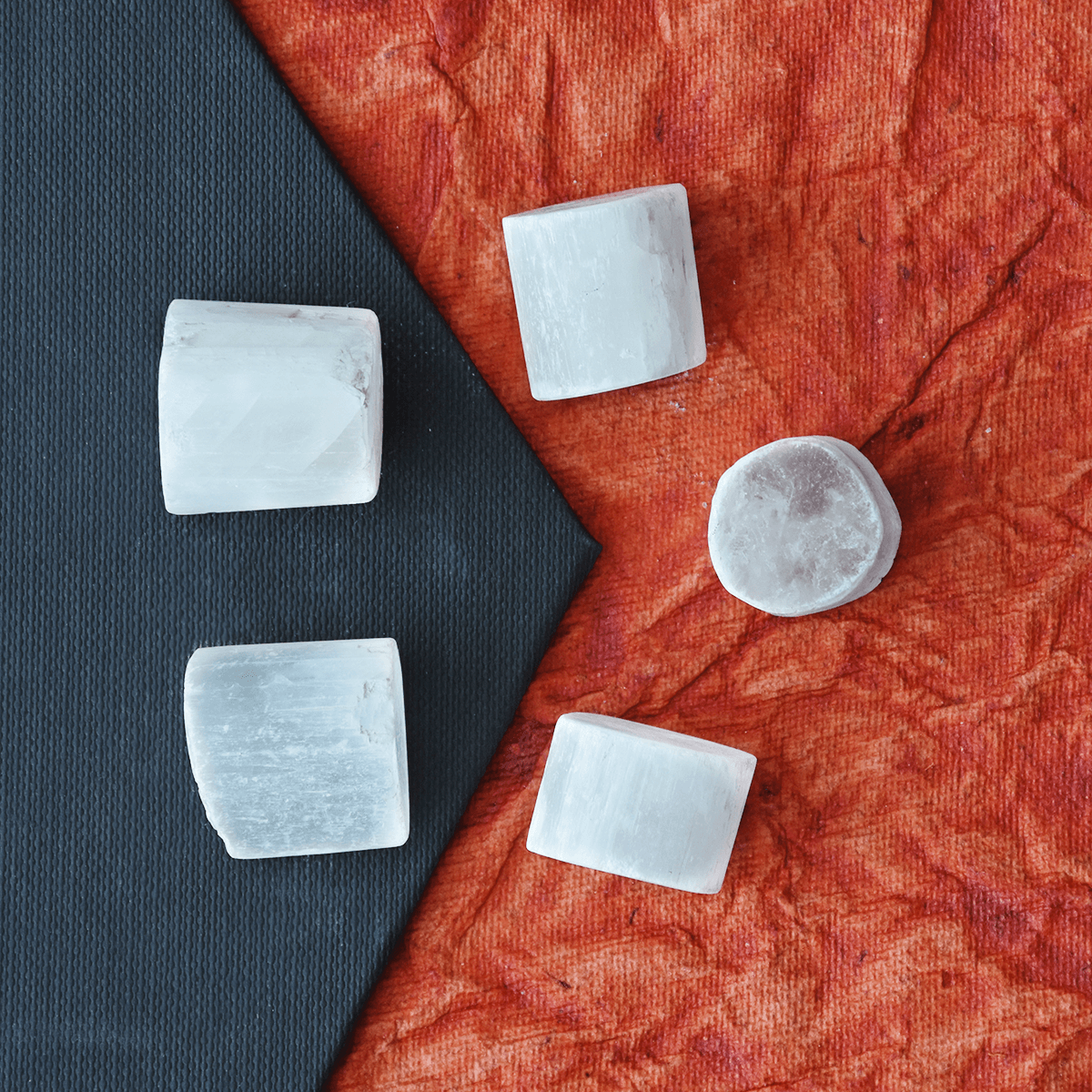 Selenite White Tumble Natural Crystal Vastu Healing Stones Feng Shui (5 pcs) Decorative Showpiece - 11.5 cm (Stone, White)