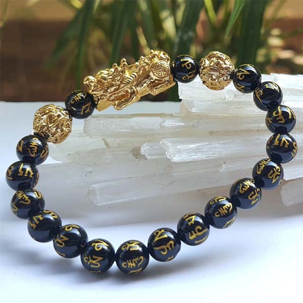 Black Onyx Bracelet | Om Mani Padme Hum Bracelet Engraved 10 mm Beads Crystal Stone Bracelet (Color : Black)