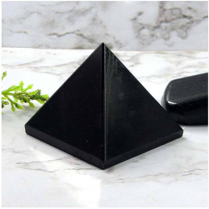 Black Tormalien Pyramid