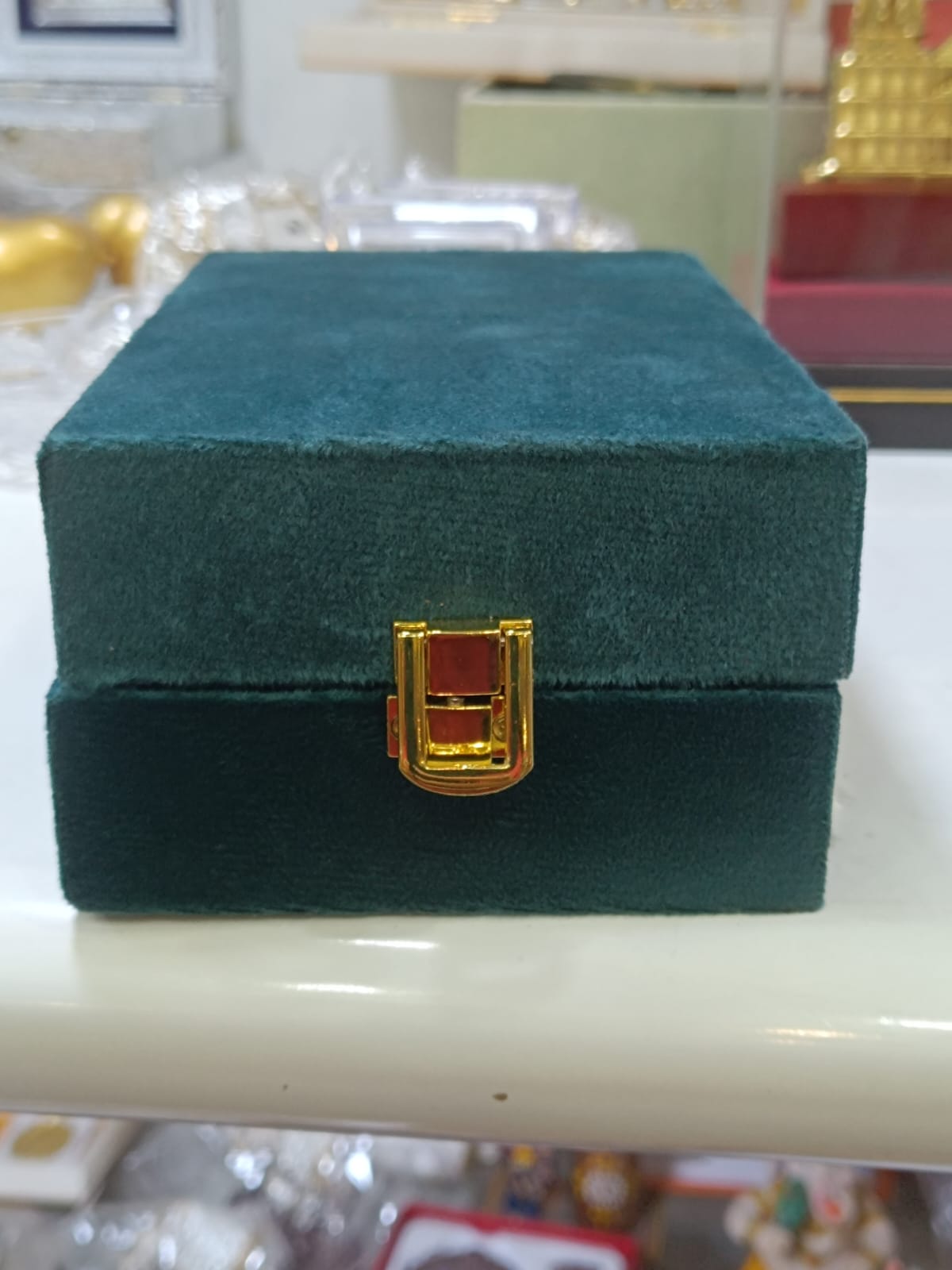 Divya Ganesh Silver Plated Shankh with Velvet Box | Auspicious Ganpati Shankh for Pooja & Vastu | Premium Spiritual Gift by Reshamm