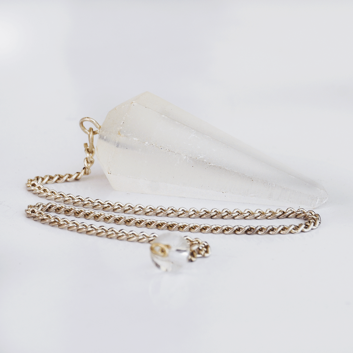 Selenite Dowser Pendulum with Chain For Aura cleansing, Reiki Crystal Healing I Dowsing Home I Unisex