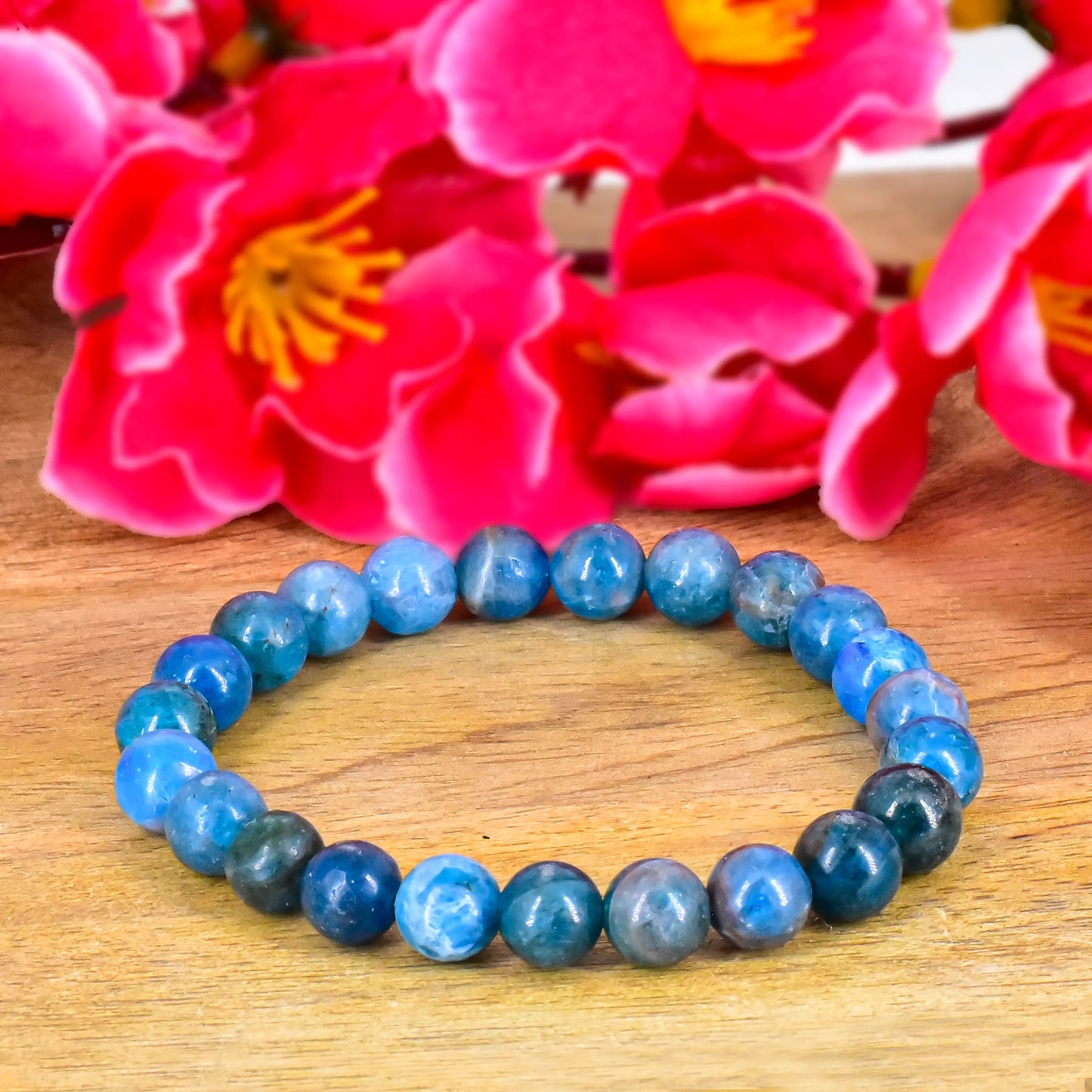 Reshamm Pre-Energized Unisex Premium Apatite Natural Crystal Stone Bracelet for Enhanced Learning, Mental Clarity and Motivation