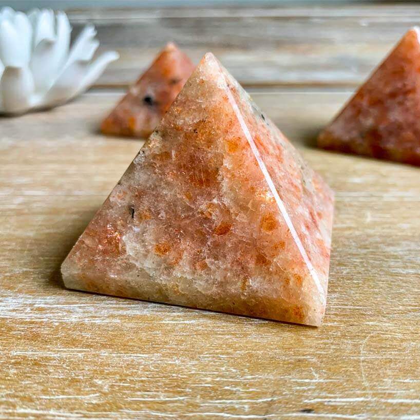Sun Stone Pyramid for Self empowerment, warming glow, cheering mood, Showpiece for Car Dashboard Home Office Table Accessories, Gifting option Natural Crystal