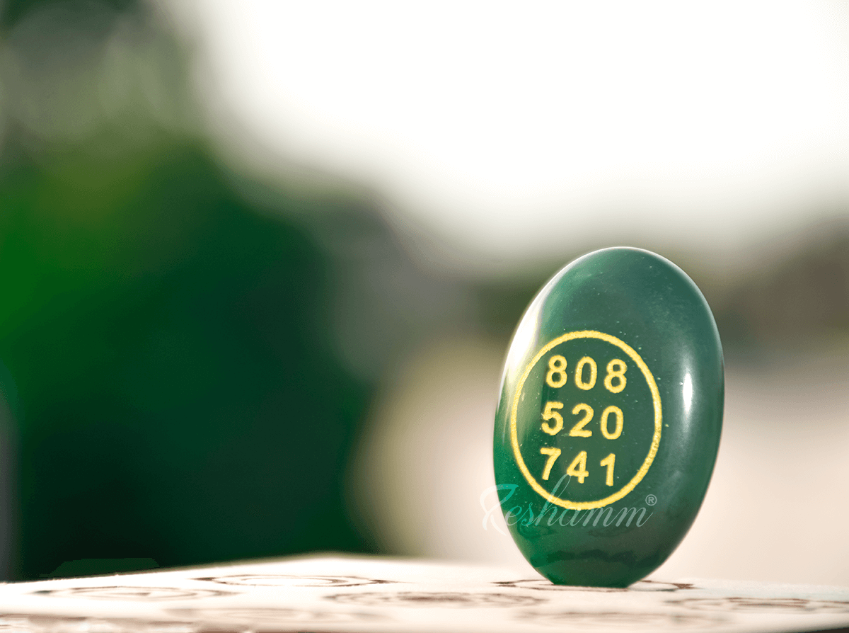 Green Jade crystal ,Switch Word & Zibu Symbol 808520741 (4 cm Crystal, Dark Green) Pack of 3