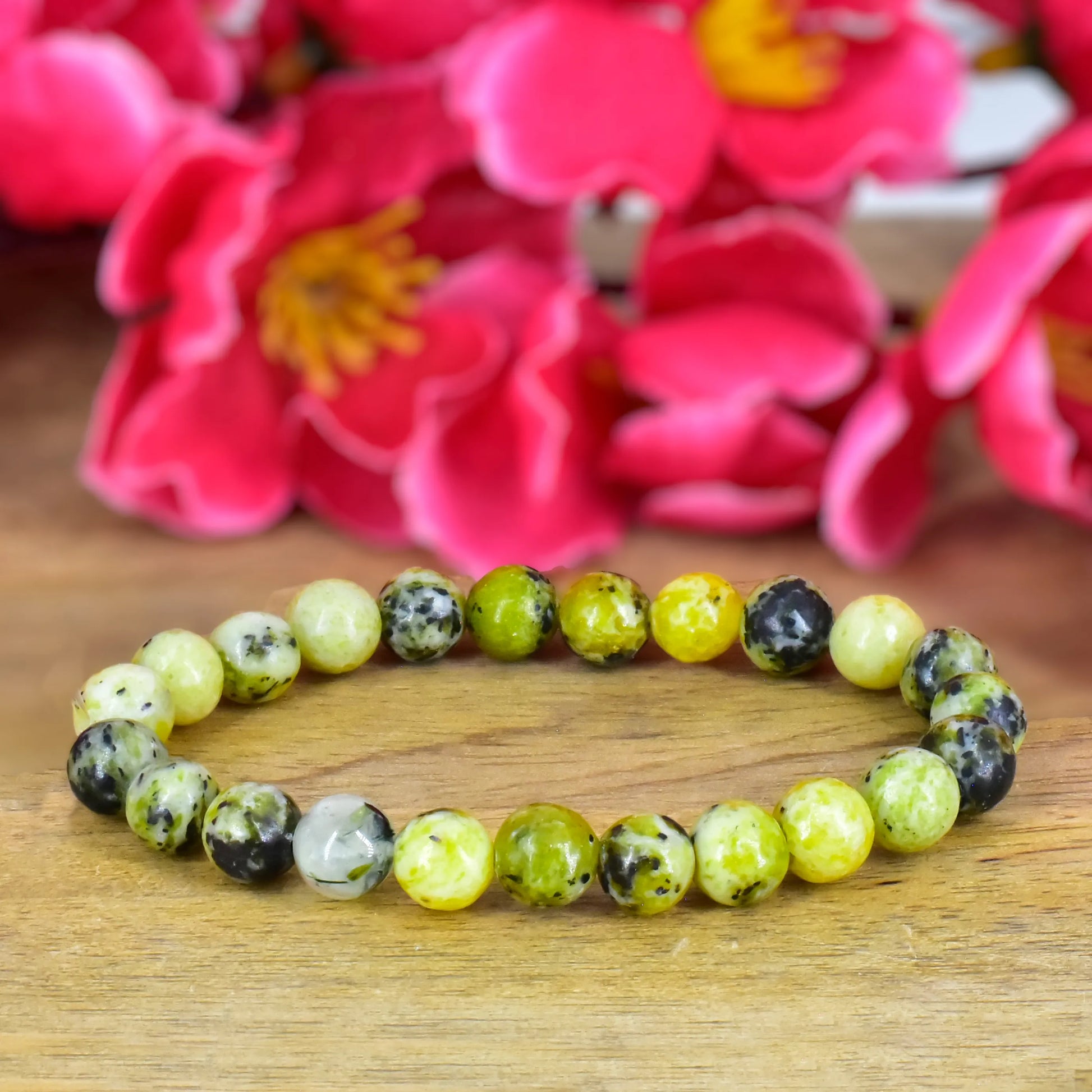 Serpentine Crystal Stone Bracelet for Heart chakra Alignment