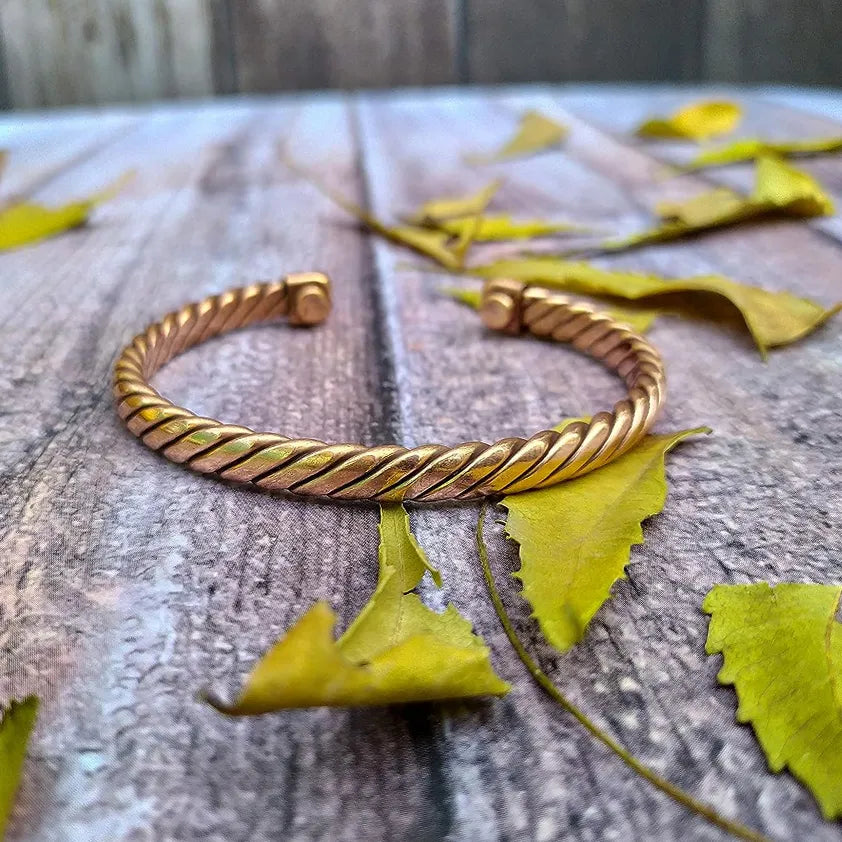 Copper Kada with an enchanting Spiral Design – a fusion of traditional craftsmanship and contemporary style.